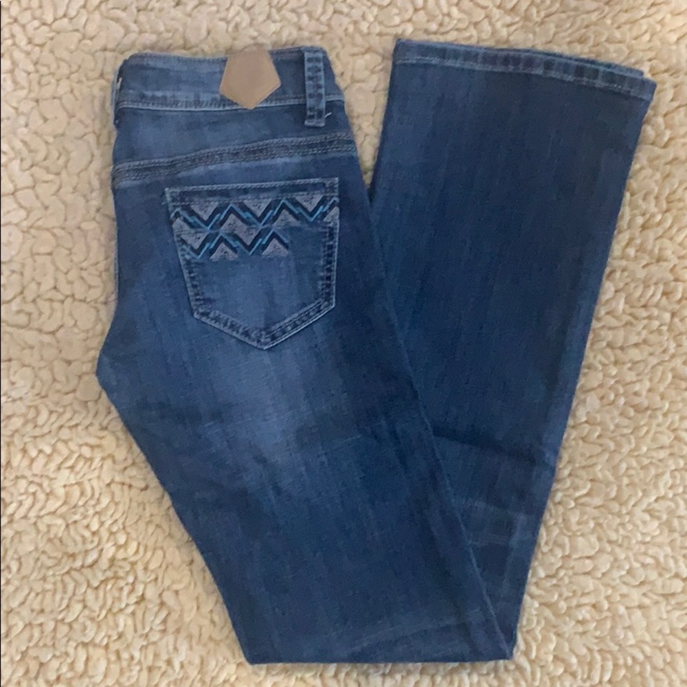 Tin Haul Women’s Jeans w/embroidered back pocket